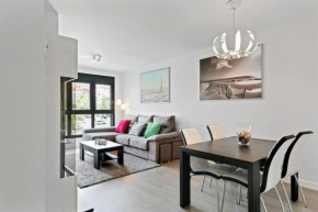 Stunning 2 Bedroom Apartment near Adelfas